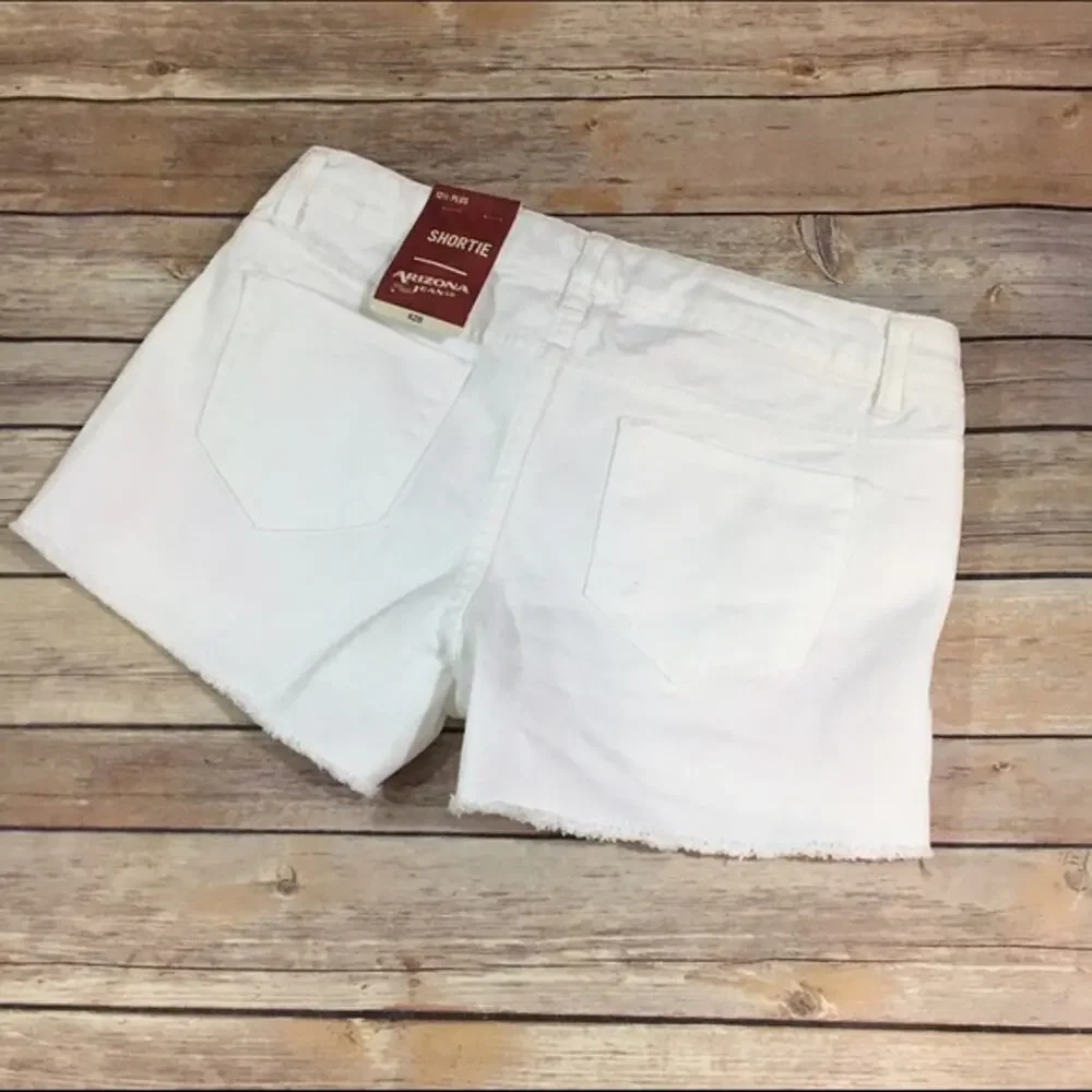 Arizona Jean Co Girls Shorts Sz 12.5 Plus Pink Embroidered Flowers White Shortie